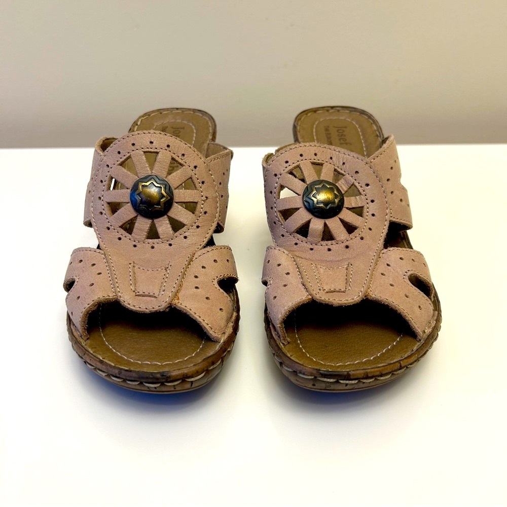 Josef Seibel size 37 nude wedge sandals
